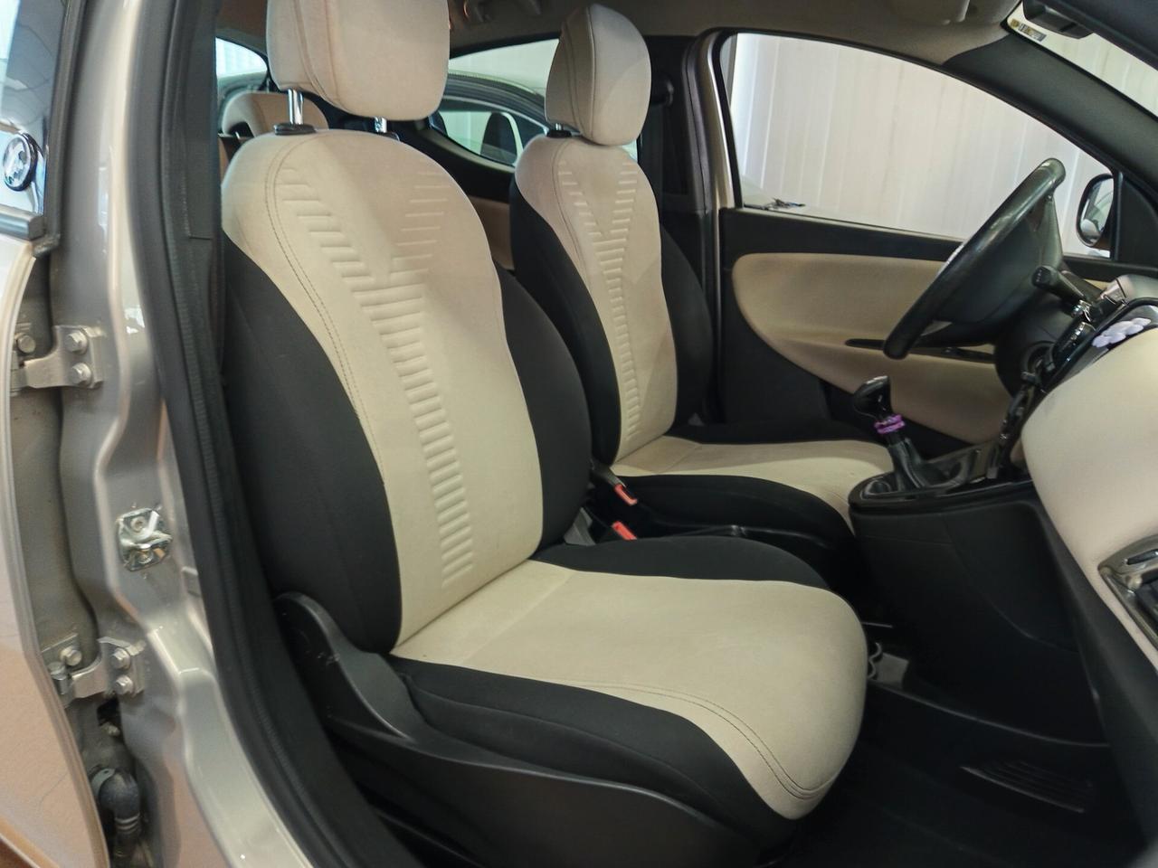 Lancia Ypsilon 1.3 Mjt diesel, 165 Mila chilometri ok neopatentati