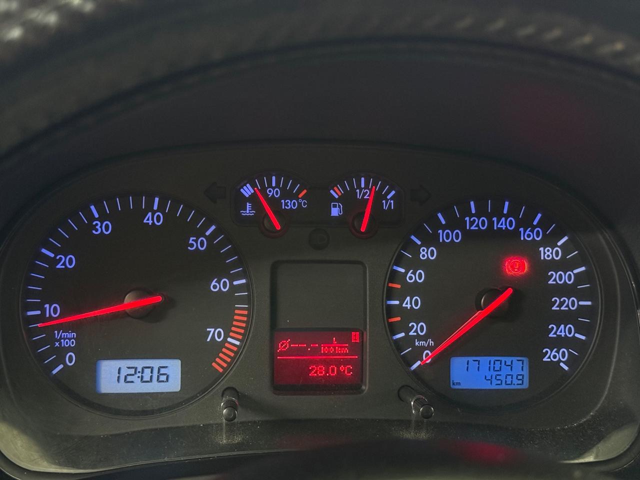 Volkswagen Golf 1.6 16V cat 5 porte Comfortline