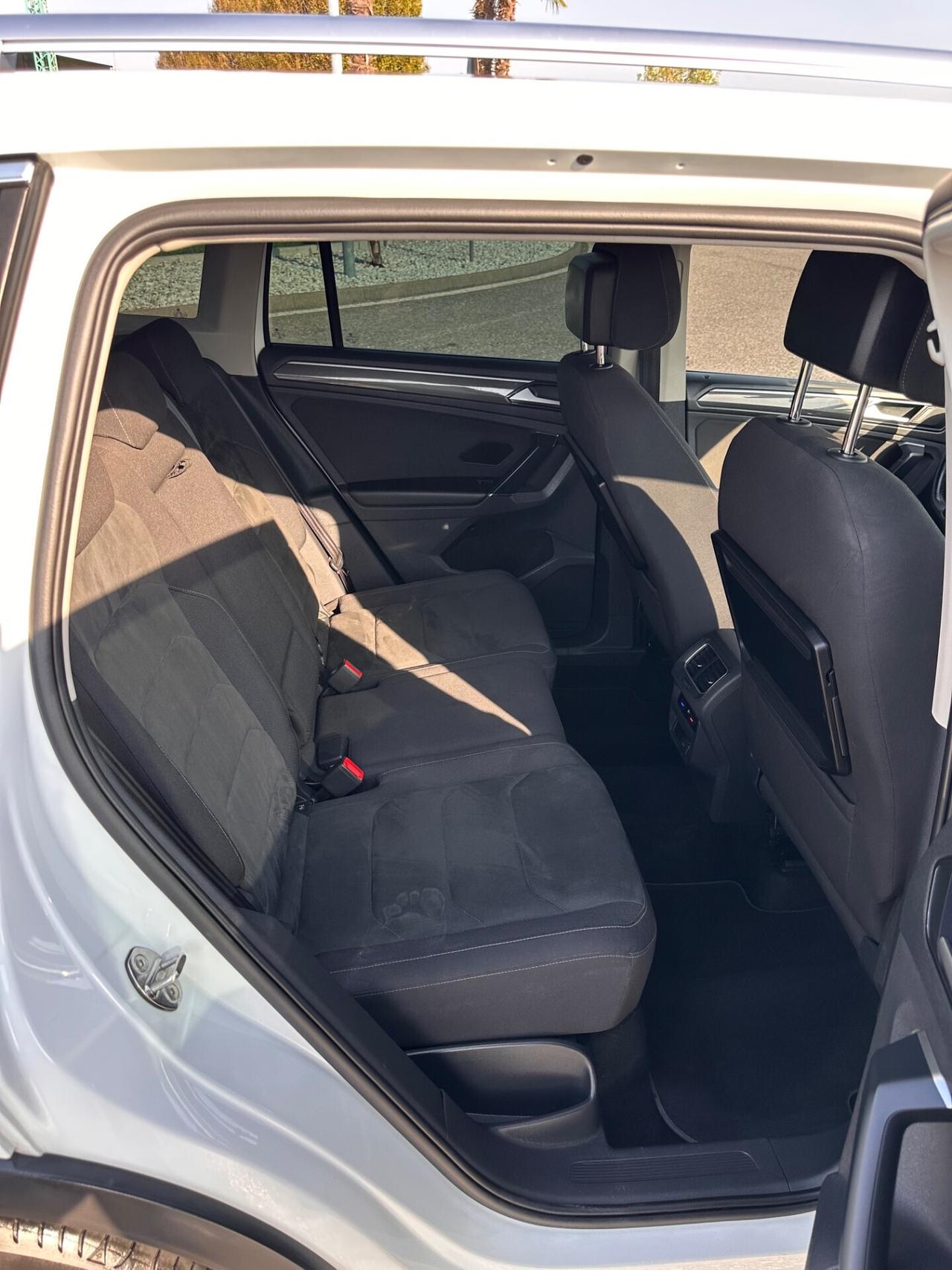 Volkswagen Tiguan 2.0 TDI SCR DSG 4MOTION Executive BMT