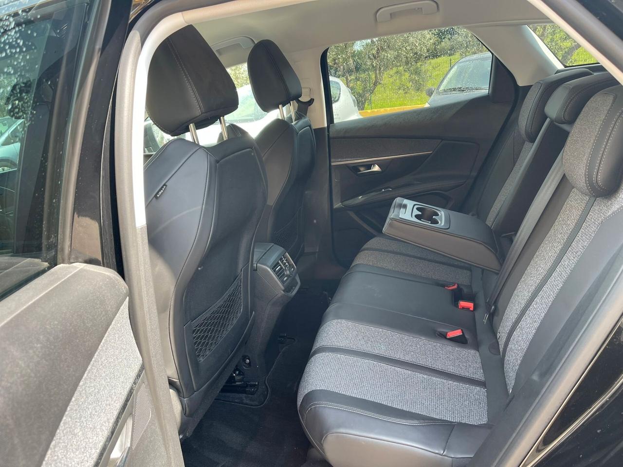 Peugeot 3008 PureTech Turbo 130 S&S Allure