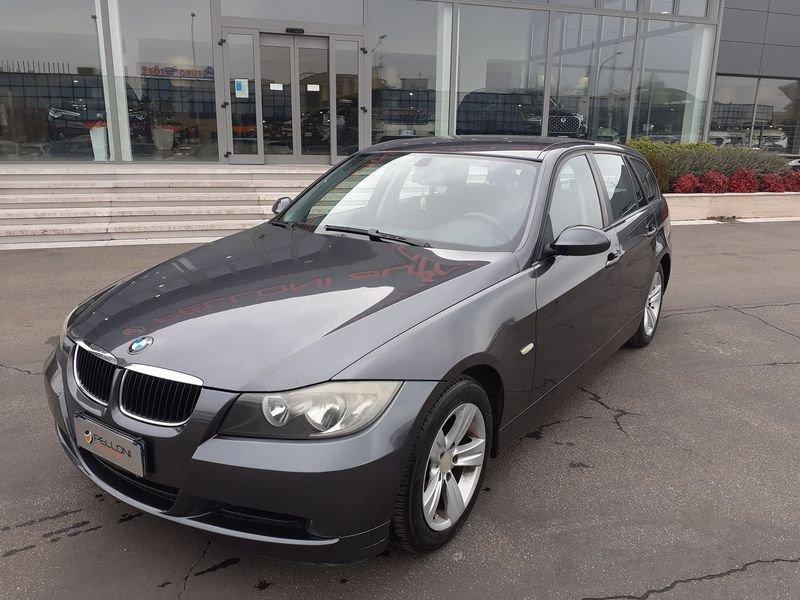 BMW Serie 3 320d cat Touring Attiva KM CERTIFICATI
