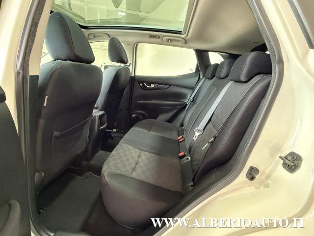 NISSAN Qashqai 1.5 dCi N-Connecta 360