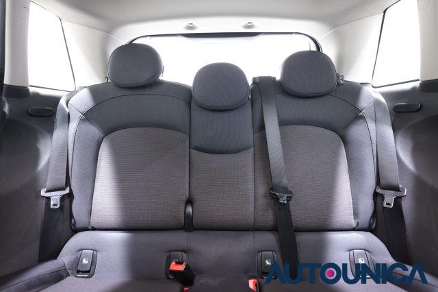 MINI Cooper 1.5 COOPER CAMDEN 5 PORTE FARI LED