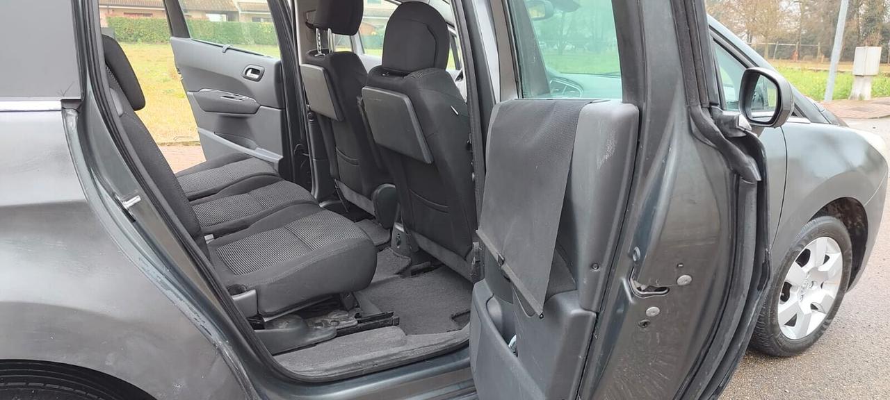 Peugeot 5008 1.6 HDi 112CV Business