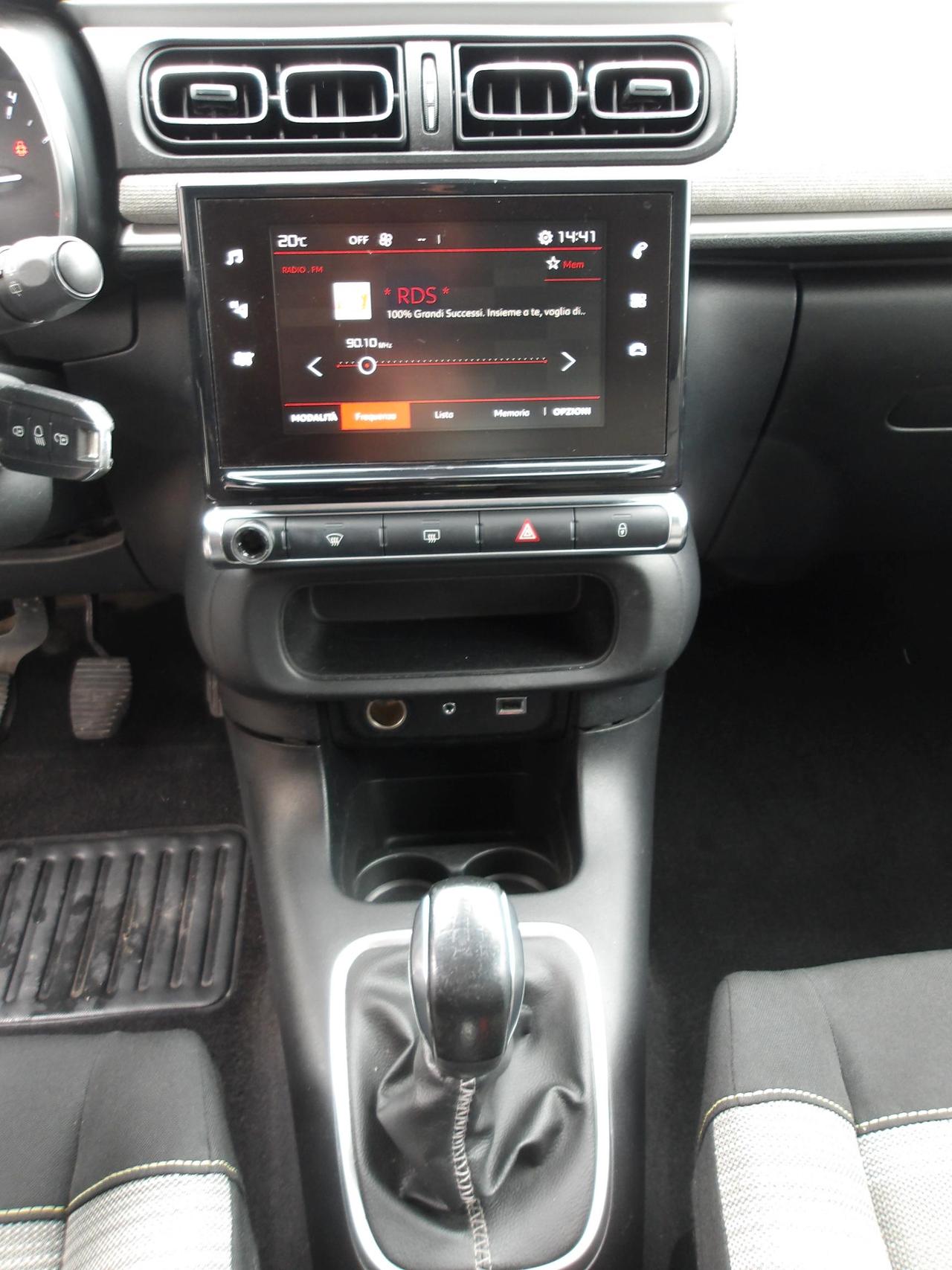 Citroen C3 1.2 puretech Shine 82cv