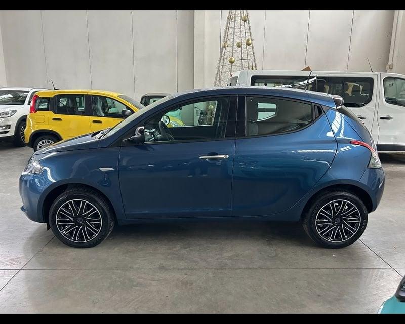 Lancia Ypsilon 1.0 FireFly 5 porte S&S Hybrid Gold