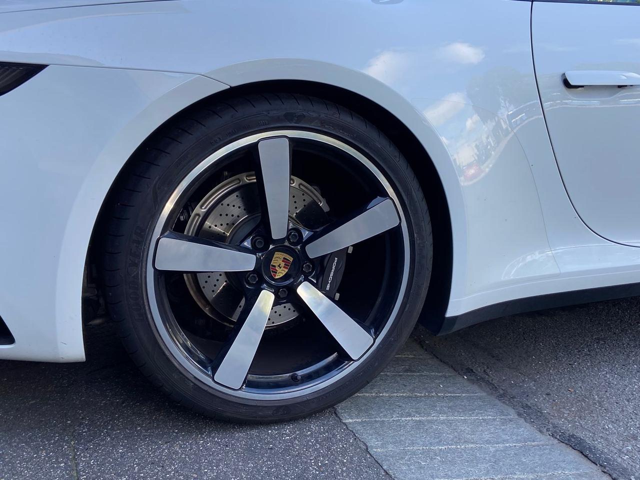 Porsche 992 3.0 Carrera Cabrio #10748