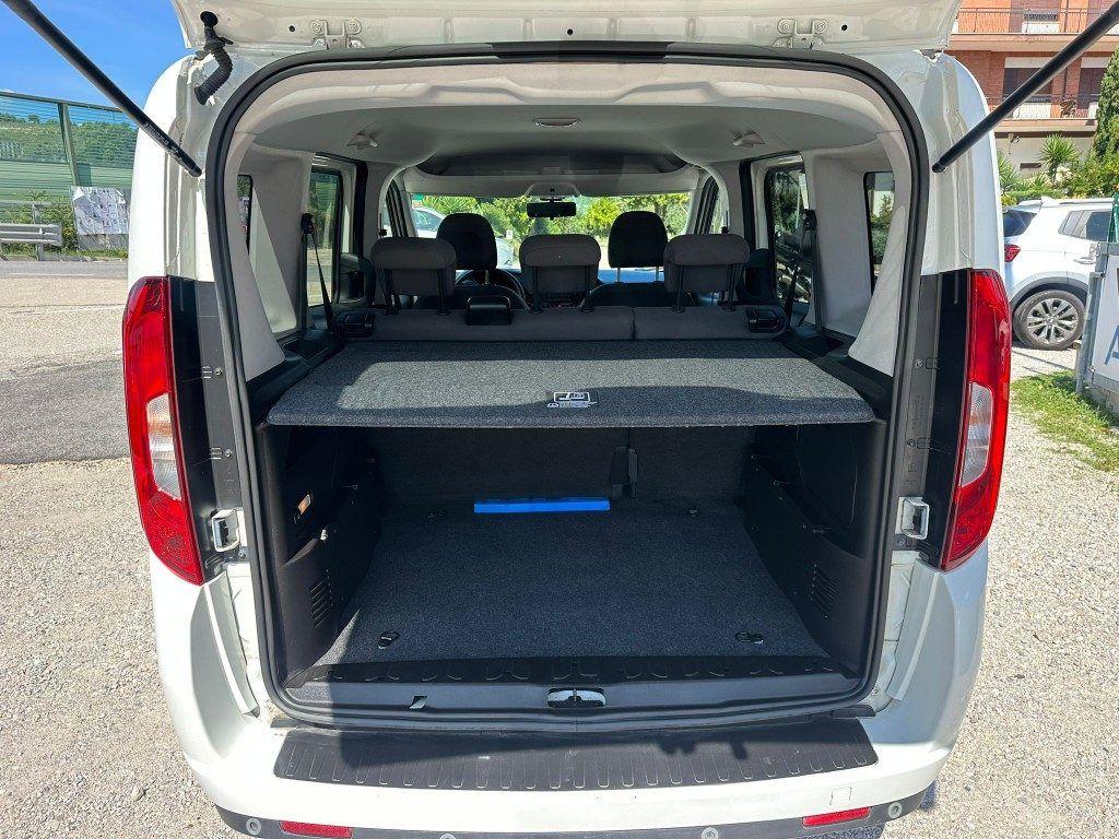 FIAT Doblo Doblò 1.4 T-Jet 16V Natural Power Lounge