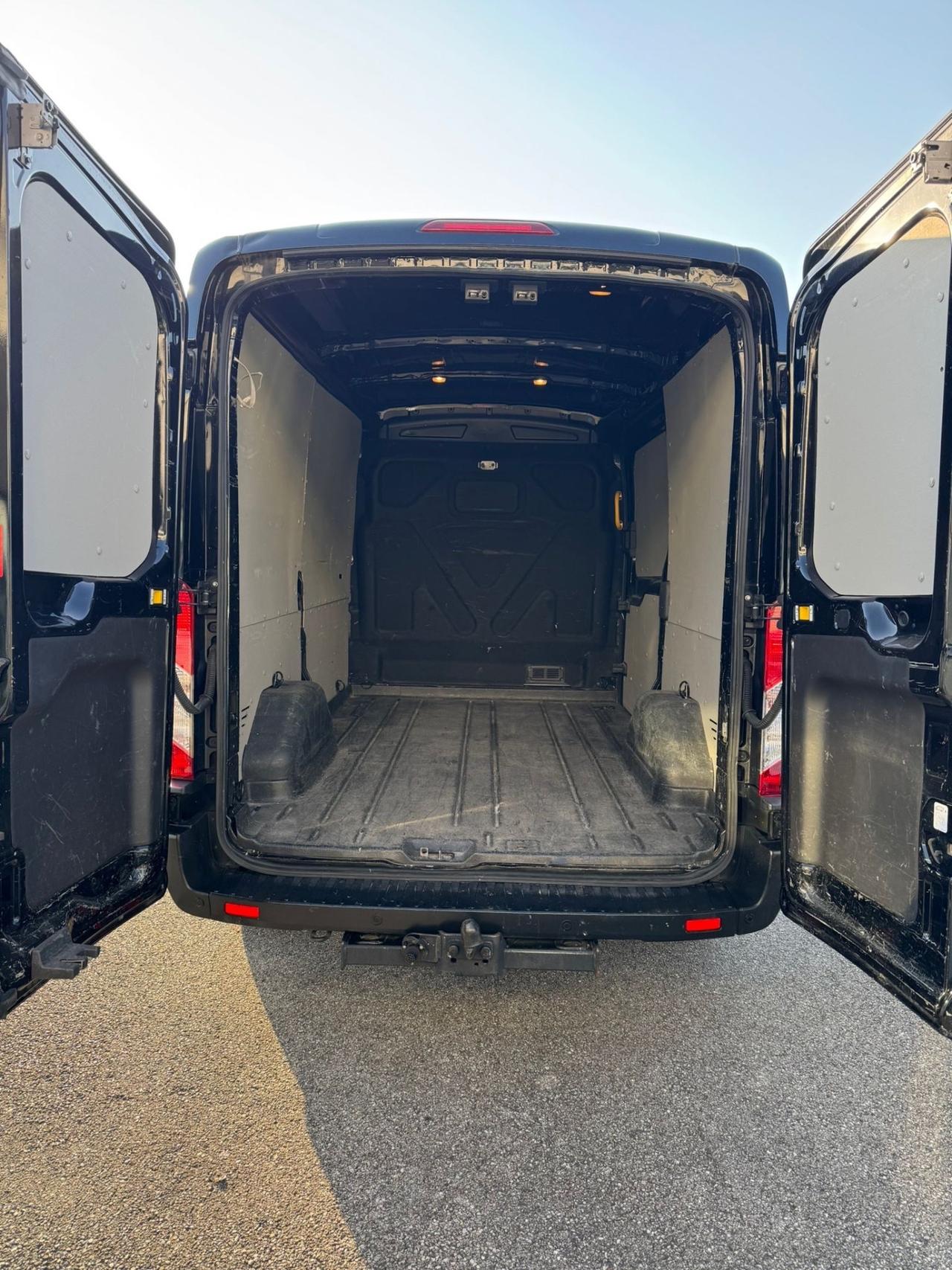 Ford Transit 350 2.0TDCi EcoBlue 130CV PL-TM Furgone Trend