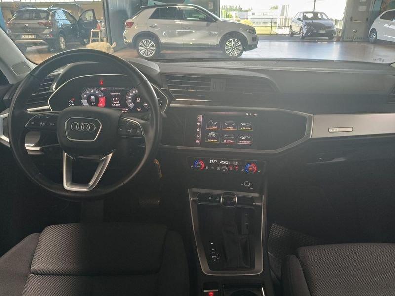 Audi Q3 35 TFSI S tronic Business