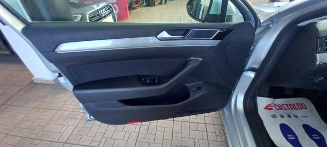 VOLKSWAGEN Passat Variant 2.0 TDI SCR EVO Business