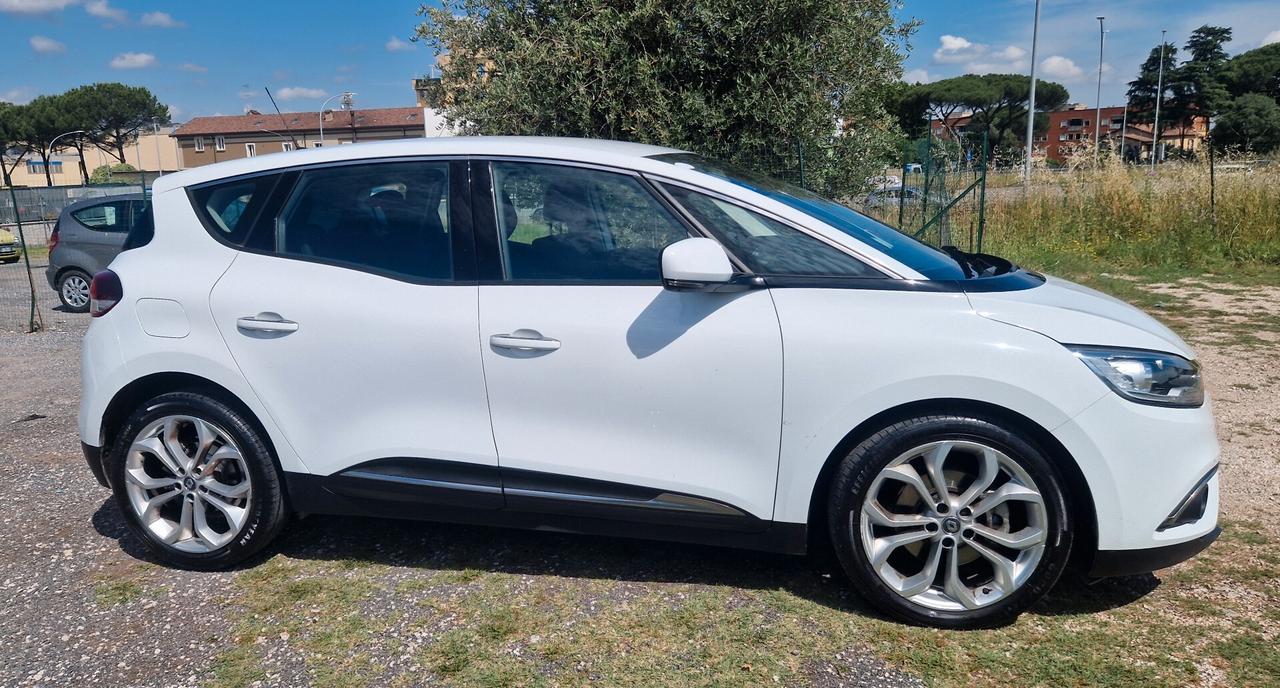 Renault Scenic Scénic dCi 8V 110 CV EDC Energy Intens
