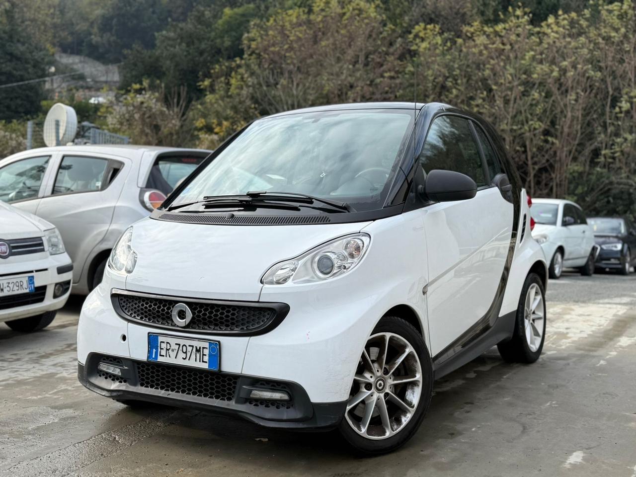 Smart ForTwo 1000 52 kW MHD coupé passion