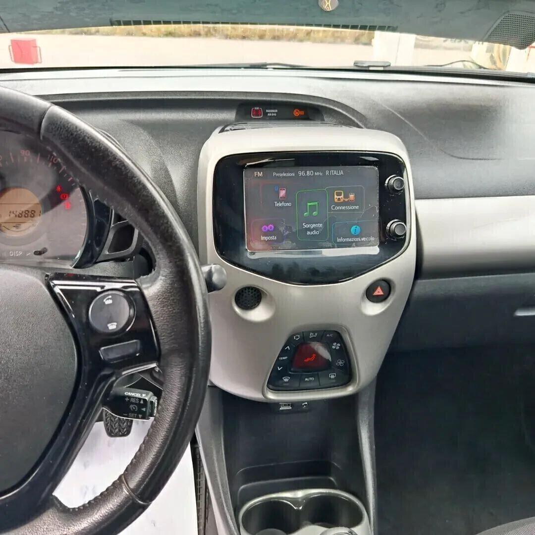 Toyota Aygo 1.0 x-cool 69cv 5 porte Full 2016