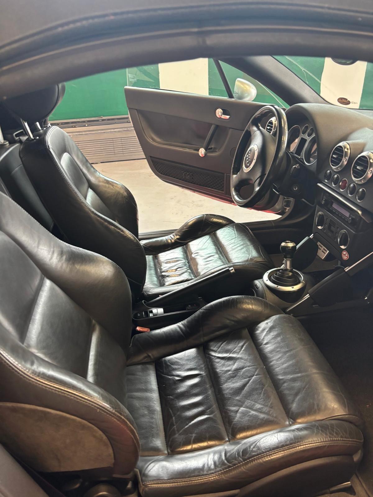 Audi TT Roadster 1.8 T 20V 179 CV cat