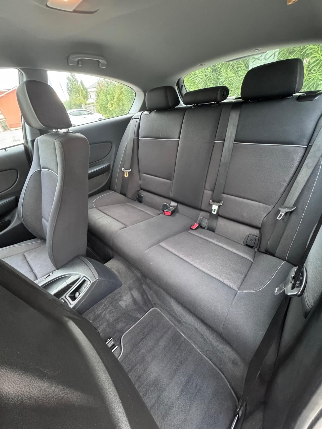 Bmw 116d Futura 2010