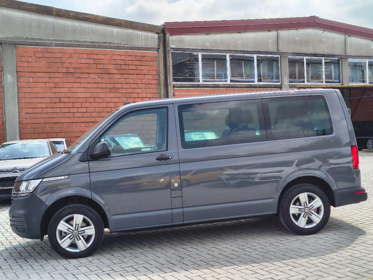 VOLKSWAGEN - Caravelle 9 posti 2.0 TDI