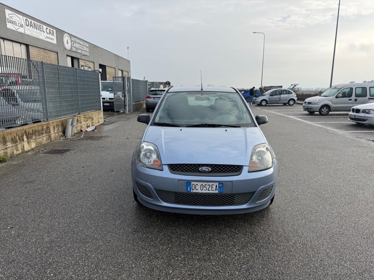 Ford Fiesta 1.2 16V 5p. Ghia