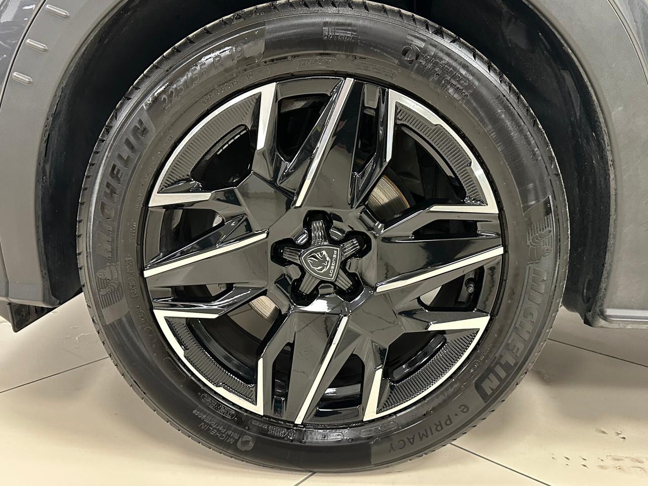 Peugeot 3008 Hybrid 145 e-DCS6 GT - 2025