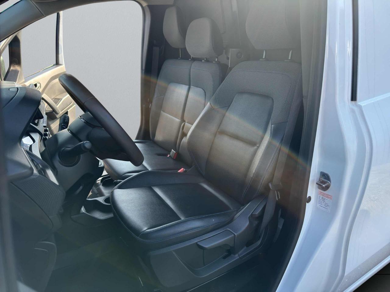 Renault Kangoo (NISSAN TOWNASTAR)1.3 130 CV 3 POSTI N1 PC TN L1H1