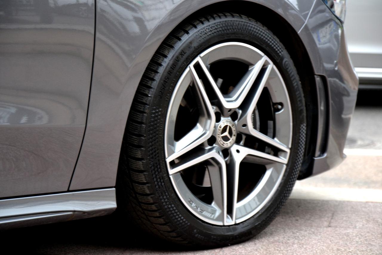 Mercedes-benz B 180 2.0D 116CV PREMIUM AMG **PREZZO REALE**SCHERMO MAX