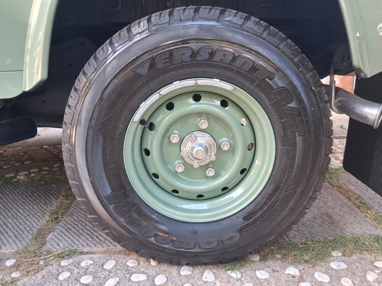 Land Rover Defender 90 2.2 TD4 Station Wagon E N1