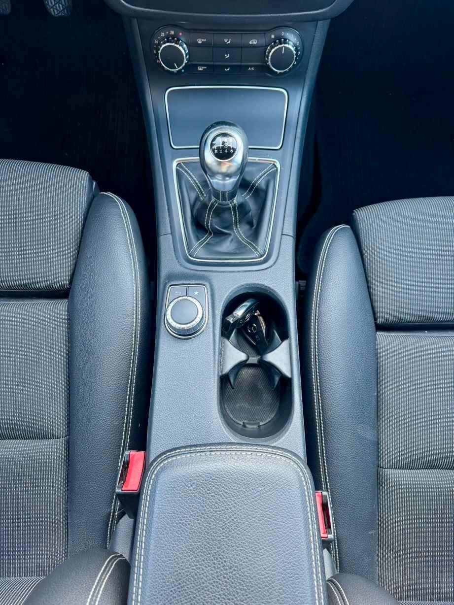 MERCEDES CLASSE B 180 D 1.5 PREMIUM