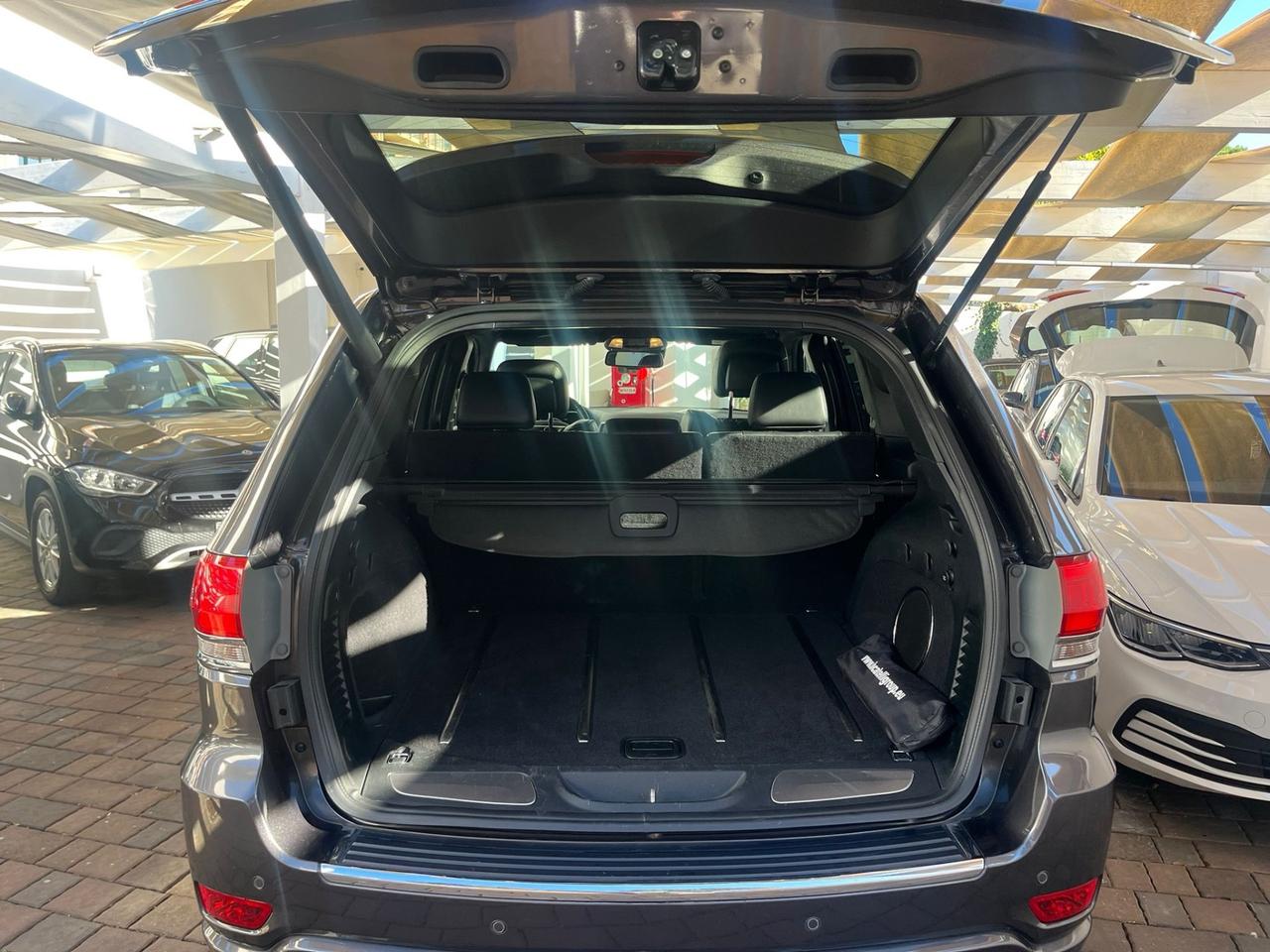 Jeep Grand Cherokee 3.0 V6 CRD 250 CV Multijet II Overland