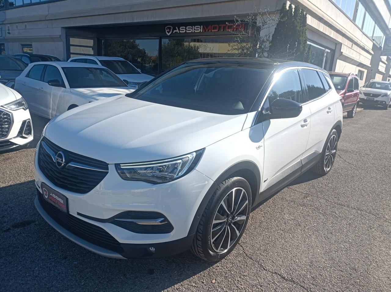 Opel Grandland X 1.6 Hybrid Plug-in aut. AWD Design Line