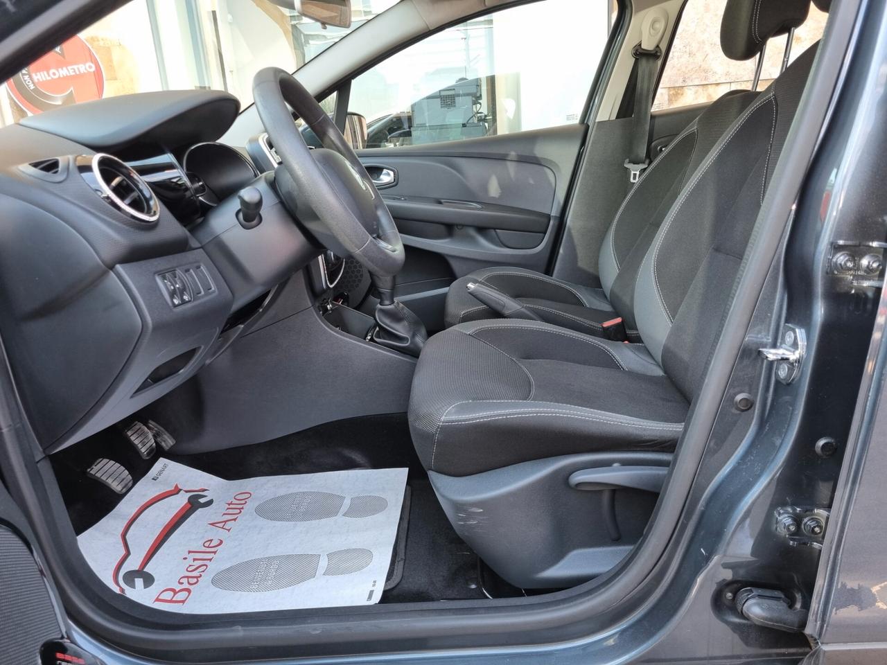 Clio IV 1.2 16v Zen 75cv