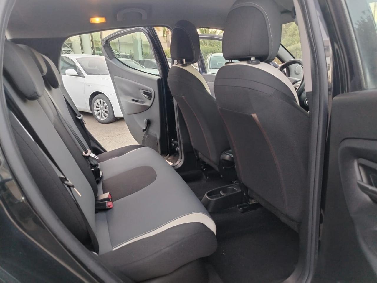 Lancia Ypsilon 1.2 Ecochic Gpl rinnovato fino al 2034