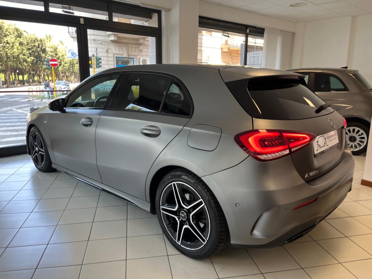 Mercedes A 180d 2.0cc Premium Night edition Opaca