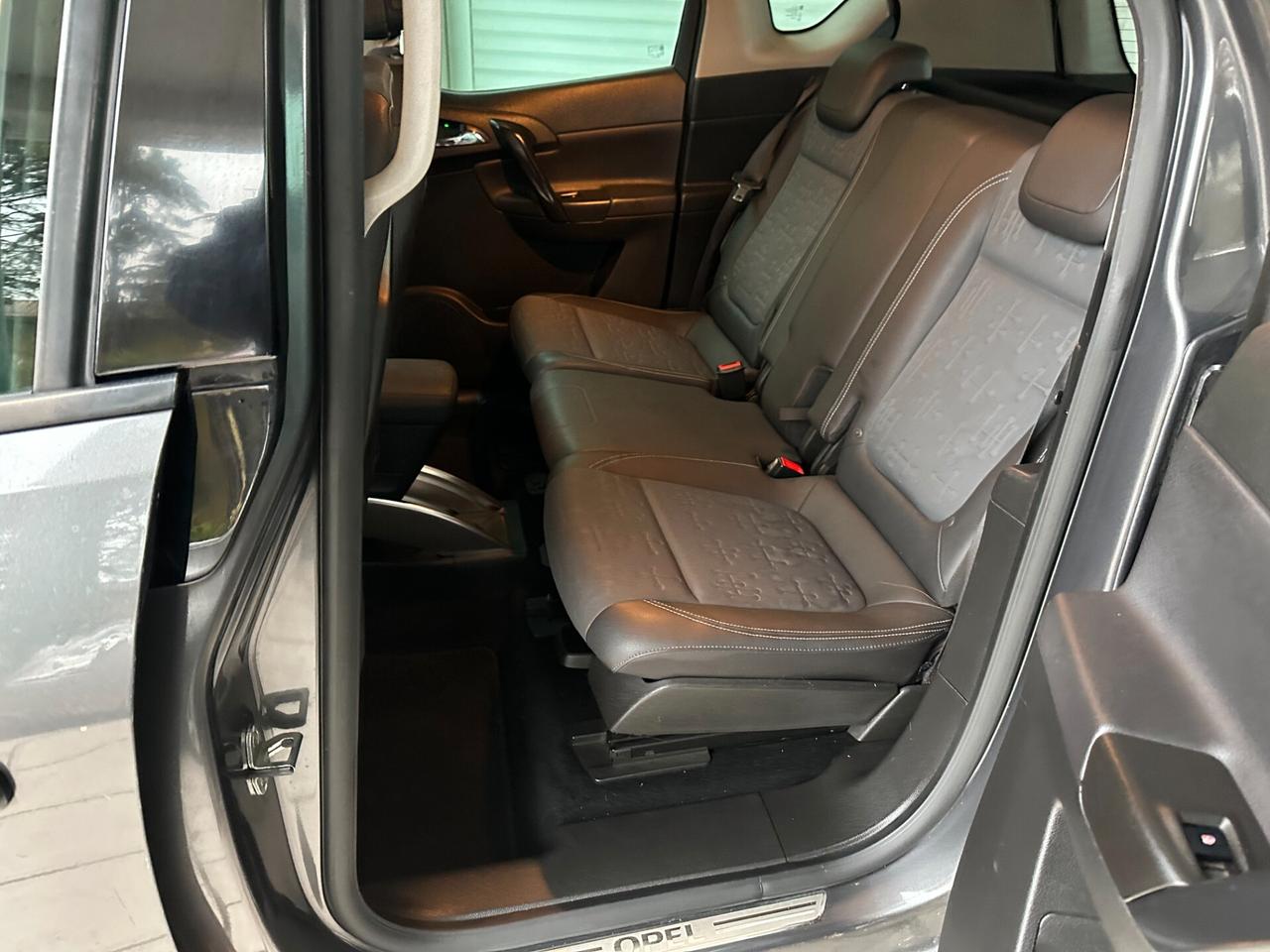 Opel Meriva 1.7 CDTI 110CV (12 RATE)