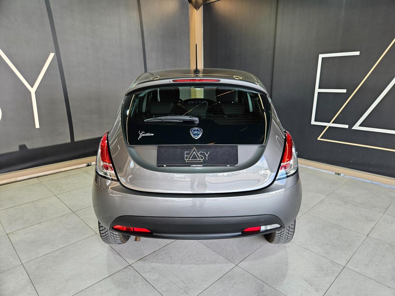 Lancia Ypsilon 1.2 ecochic Gpl 69cv