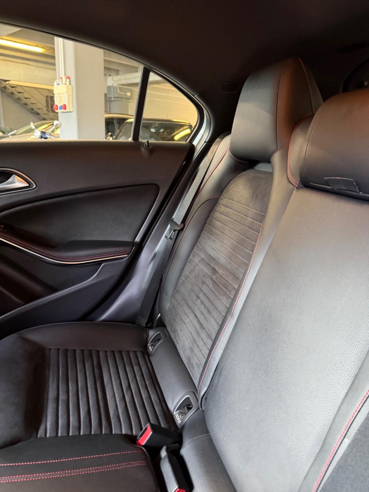 Mercedes-benz A 200 CDI PREMIUM AMG KMCERT GARANZ