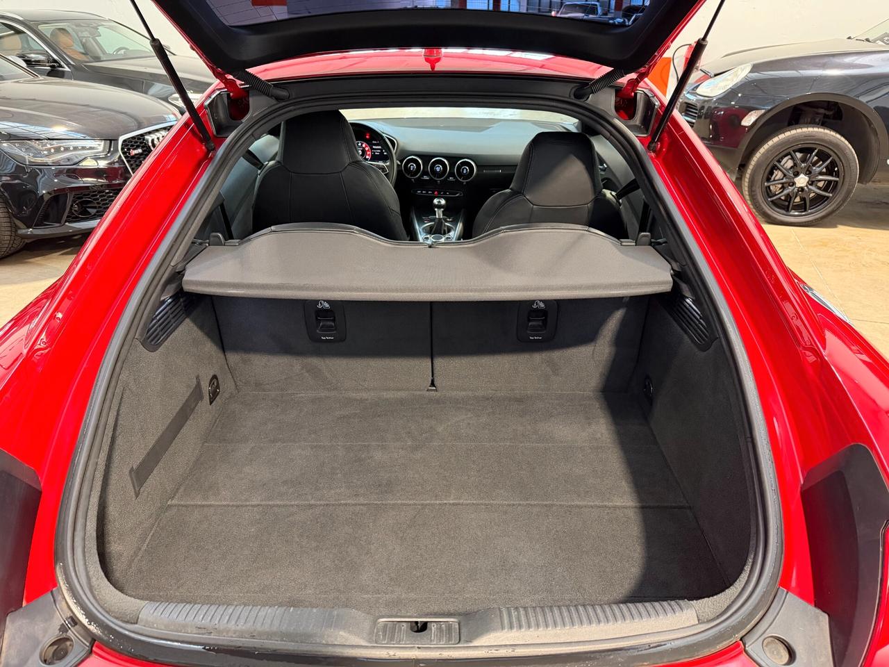 Audi TT 2.0 TDI S-line int/est -FARI LED-TAGLIANDI CERTIFICATI