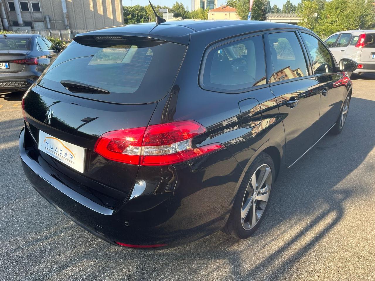 Peugeot 308 Allure 1.5 Blue HDI 130 #6489