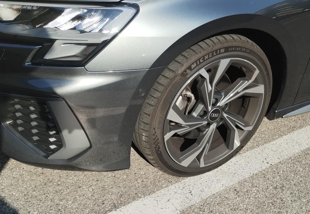Audi A3 SPB 35 TDI S tronic line edition