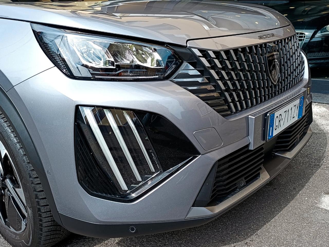 Peugeot 2008 PureTech 130 S&S EAT8 Allure