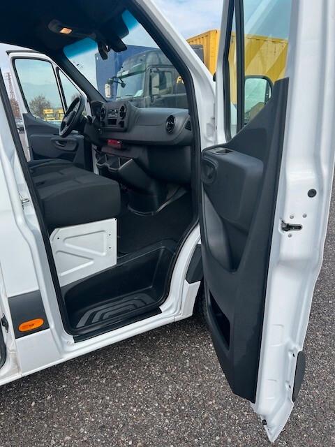 Mercedes Benz Sprinter esprinter