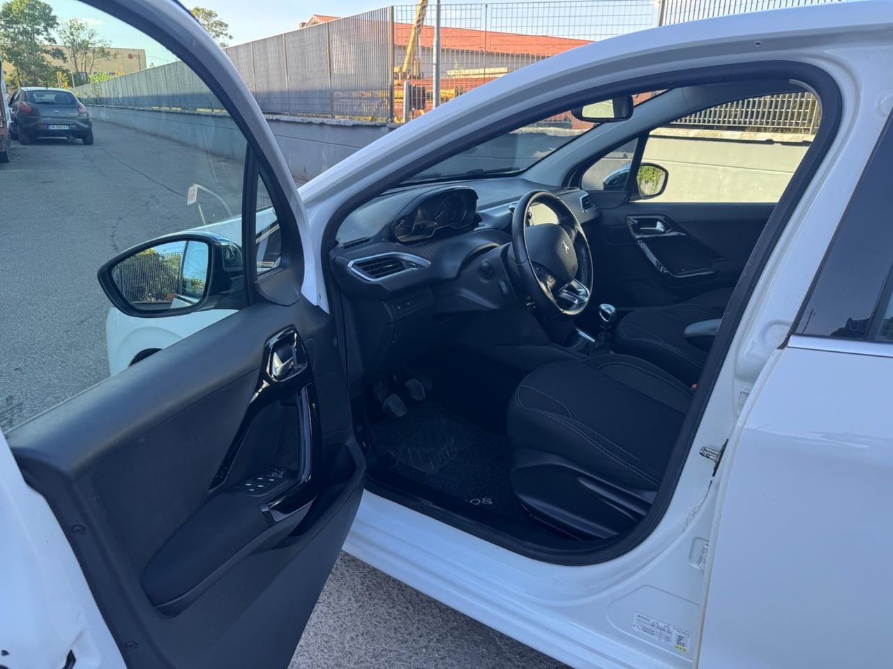 Peugeot 208 BlueHDi 100 S&S 5 porte GT Line