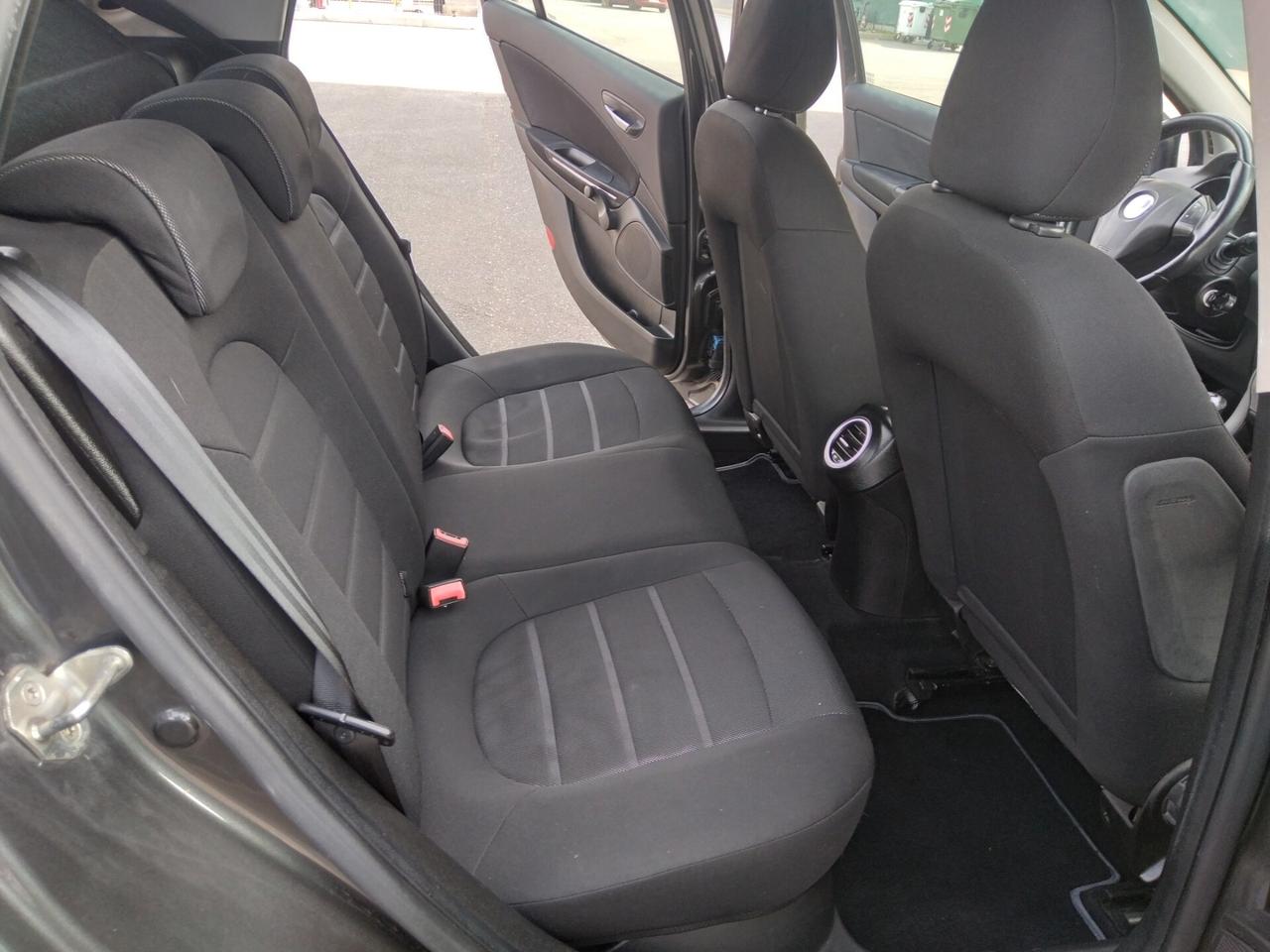 Fiat Bravo 1.4 90cv benzina 6marce Dynamic x neopatentati