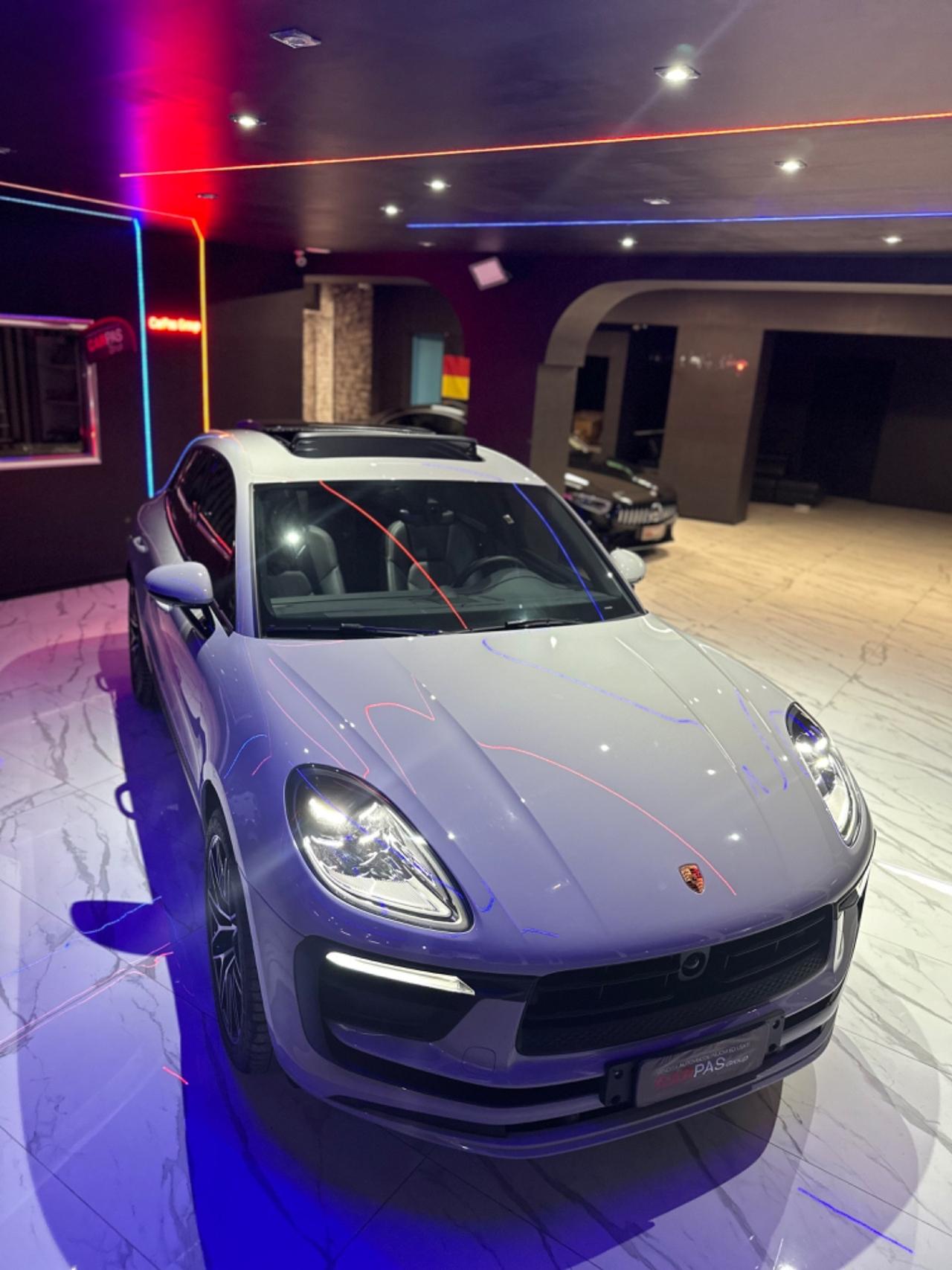 Porsche Macan 2.0 COLORE GESSO