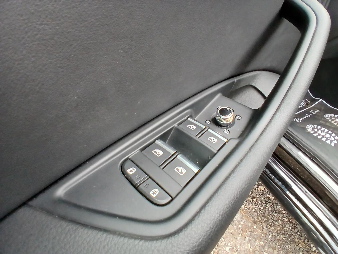 Audi A4 Avant 40 TDI quattro S tronic Business