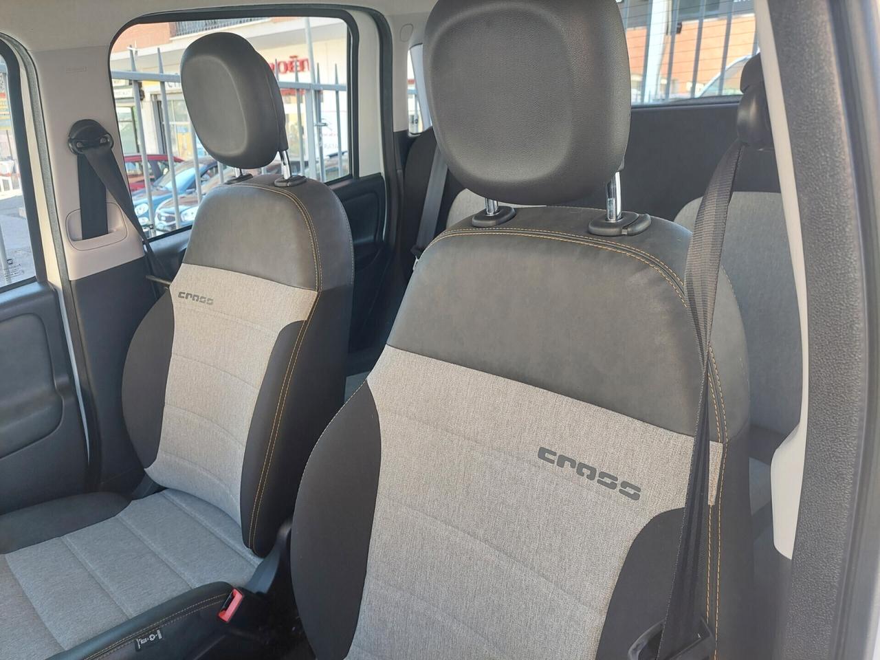Fiat Panda 1.0 FireFly S&S Hybrid City Cross