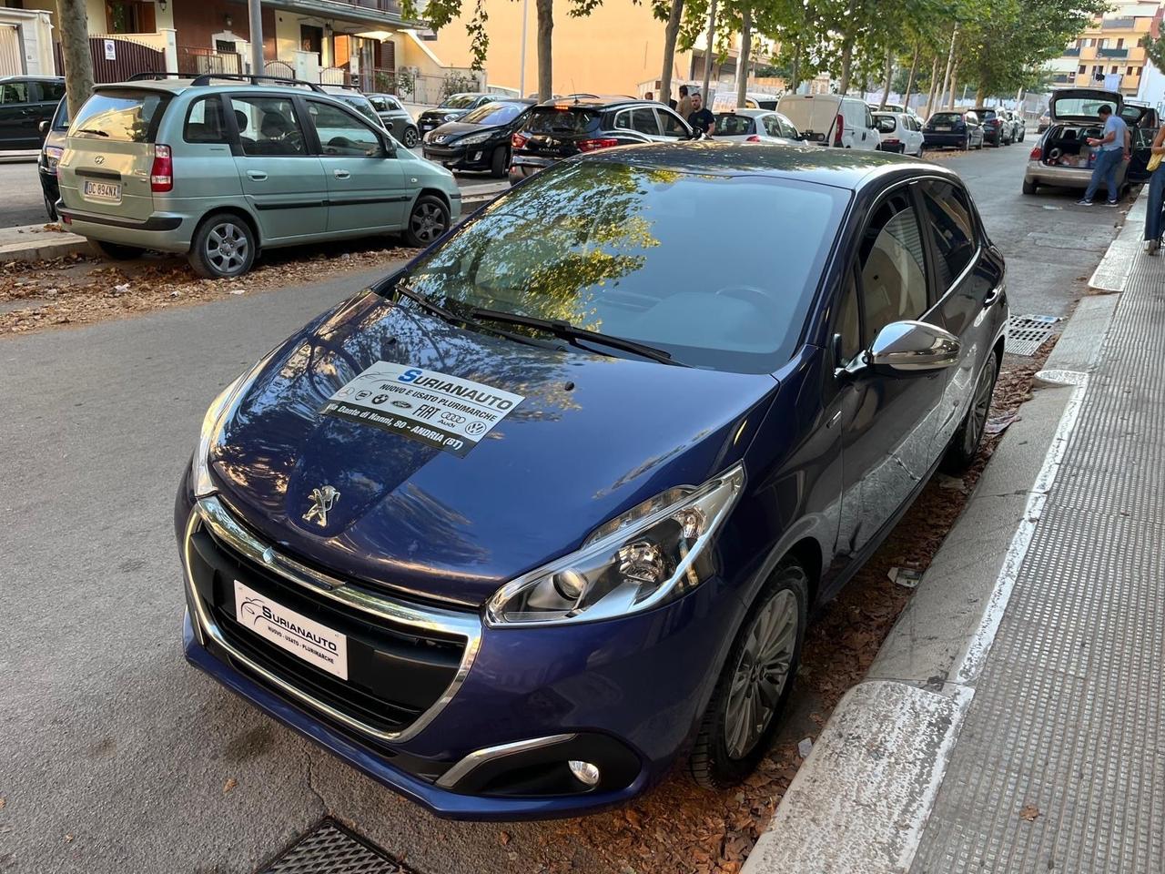 Peugeot 208 BlueHDi 75 5 porte Allure