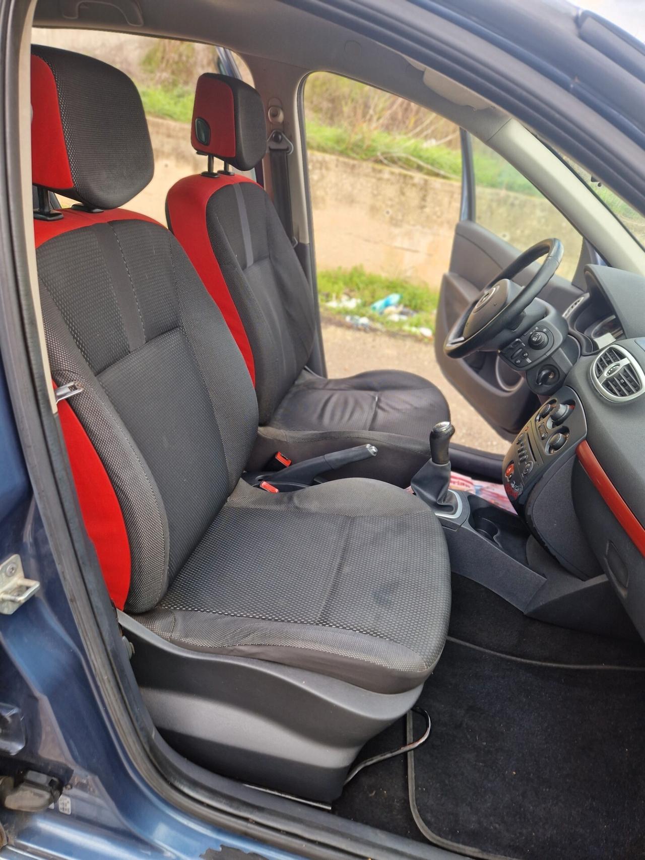 Renault Clio 1.2 16V 5 porte Rip Curl