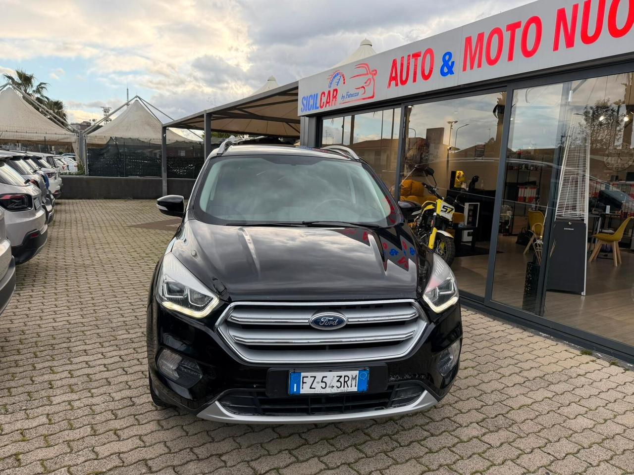 Ford Kuga 2.0 TDCI 120 CV S&S 2WD Powershift ST-Line