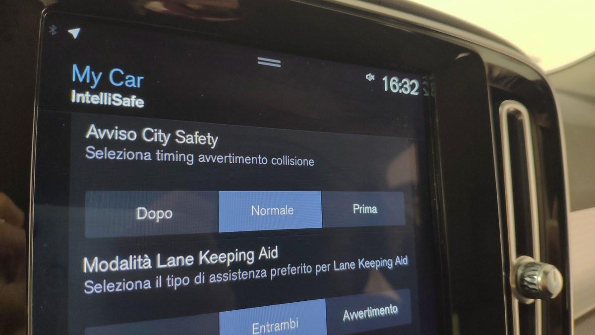 VOLVO Xc40 T5 Recharge Plug-In Hybrid Inscription Expression