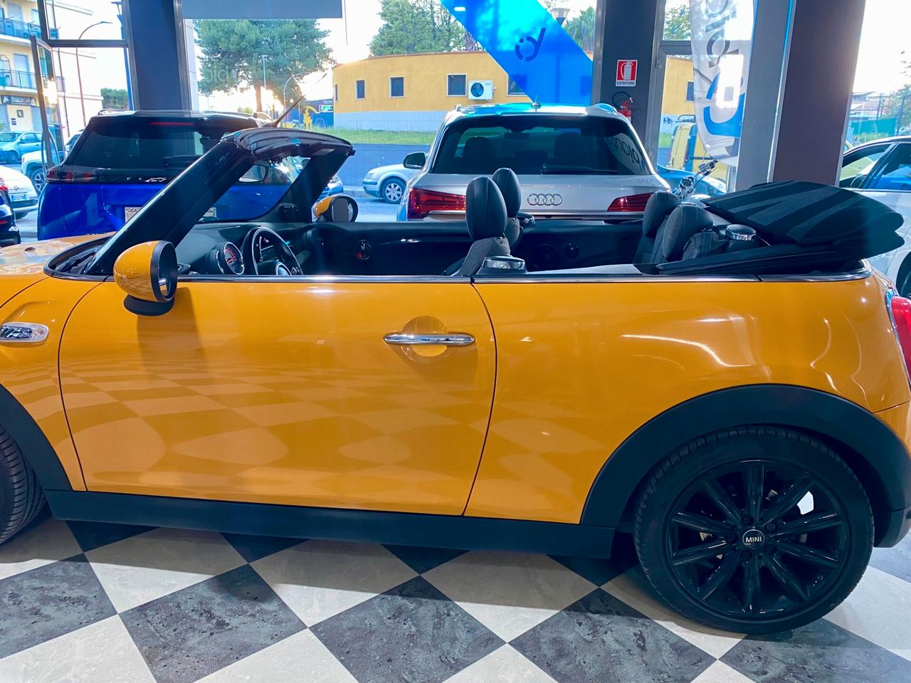 Mini 2.0 Cooper SD aut. Hype Cabrio-2017